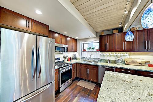 Falcon Point Pines