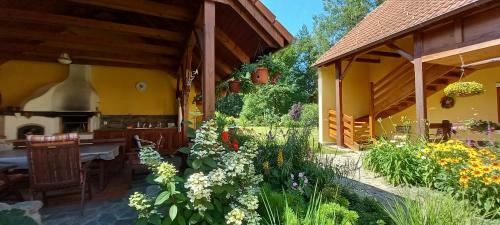 Apartm�n U Jez�rka