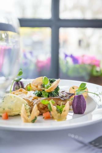 County Arms Hotel Birr