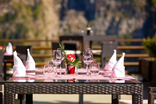 Hotel H�tel Aux Mille Etoiles