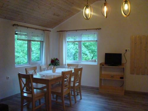 Liget Kulcsosh�z
