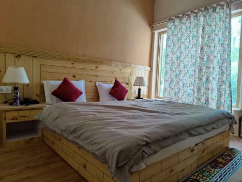 Hotel The Takshila