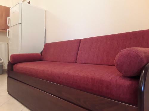 Dais Apartments