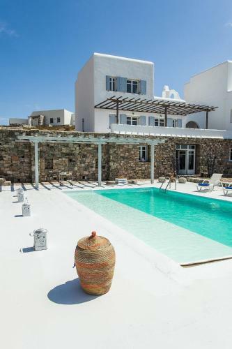 Villa Garnet By Rocks Estates