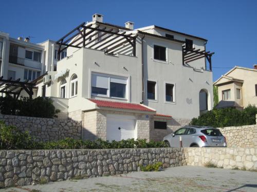 Divine Apartment In Pag Dalmatia, Crotia