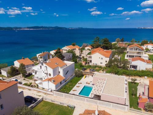 Villa Skyfall