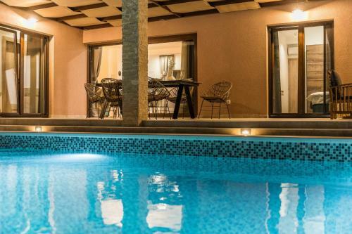 Villa Skyfall