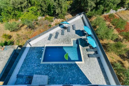 Apartamento Villa Div With Pool