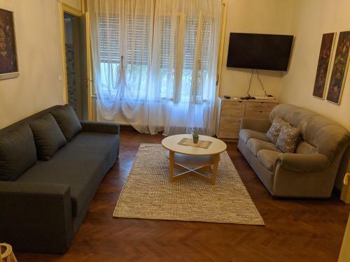 Cristian Luxury Apartment, Near The Old Town
