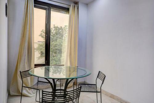 Hotel Collection O 80996 R S Villa