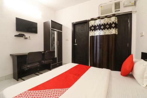 Hotel Oyo Flagship 61218 Silver Palace