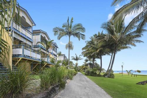 Hamptons Style Villa 43