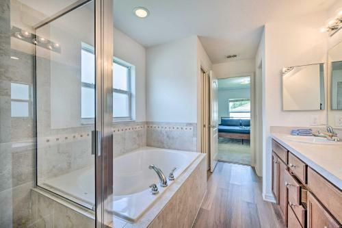 Bright Cypress Gardens Home Near Legoland!