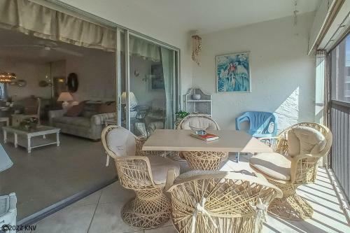 Apartamento Estero Cove 243 Condo