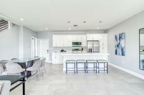 490 Nw 40th Ct