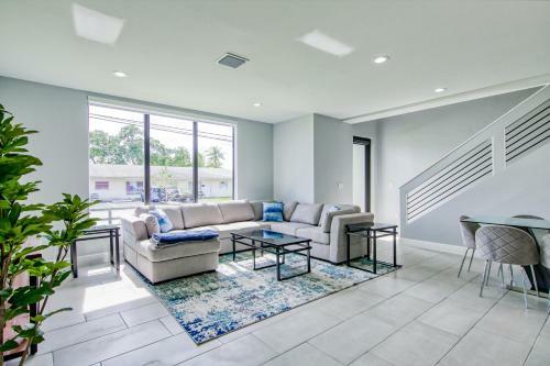 490 Nw 40th Ct