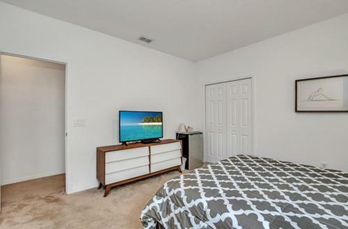 Unique Home 15 Bedroom Accommodate 36 Guest
