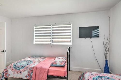 Tranquil Hollywood Escape With Pool And Bbq Grill