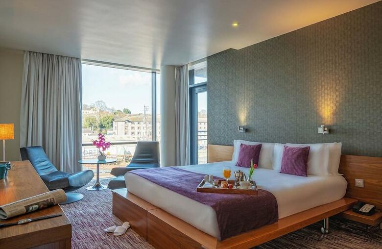 D Hotel