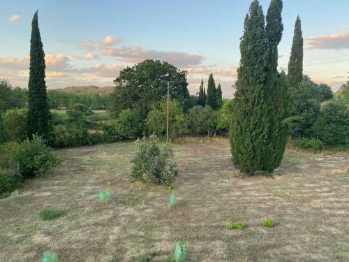 Navy Apartment With Mountain View &private Parking