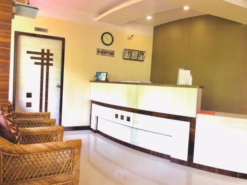 Bed & Breakfast Hotel Island Park Residency
