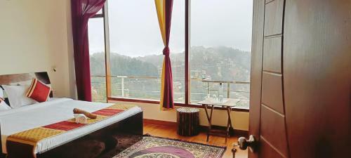 Skyline View 3 Bedroom Private Apartment