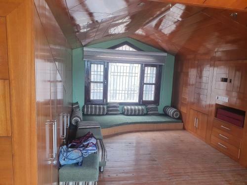 Bed & Breakfast Platoniahomes