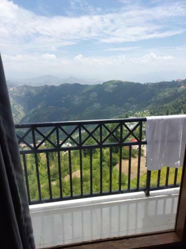 Fog Hill Homestay Kufri