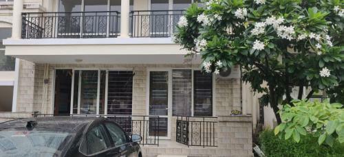1 Br Luxury Room In Condo