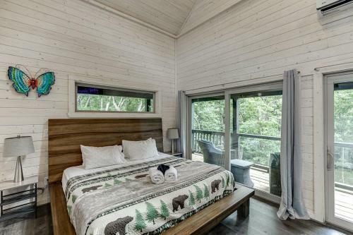 Villa Marvel Falls Treehouse