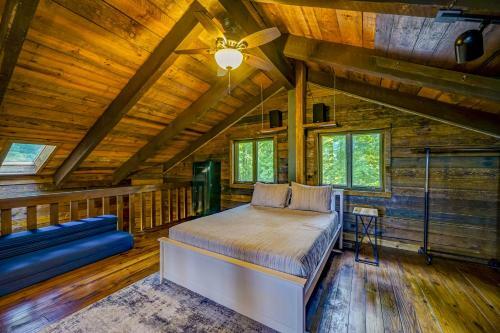 Treehouse Retreat