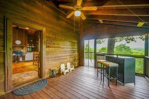 Treehouse Retreat