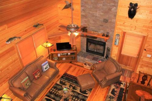 Noah's Ark Cozy Cabin