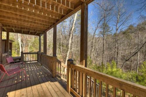 Noah's Ark Cozy Cabin