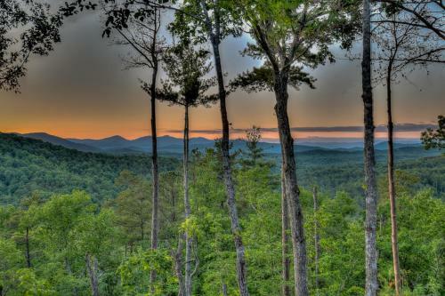 Peaceful Easy Feeling By Escape To Blue Ridge