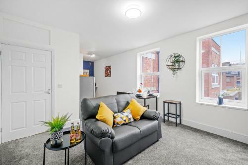 Sunshine Serviced Apartments By Prime Stay