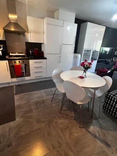 Apartamento Lively Vibrant And Cozy One Bed Flat!