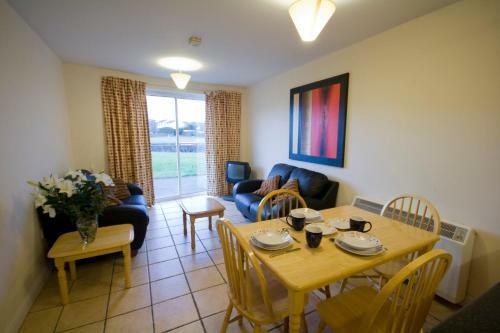Apartamentos Dunaras Holiday Village