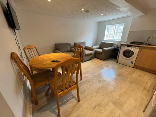 Apartamento Entire Two Bedrooms Flat, 1f