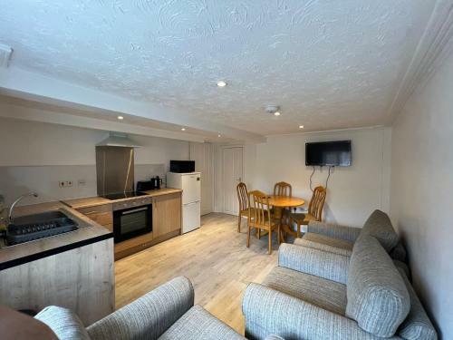 Apartamento Entire Two Bedrooms Flat, 1f