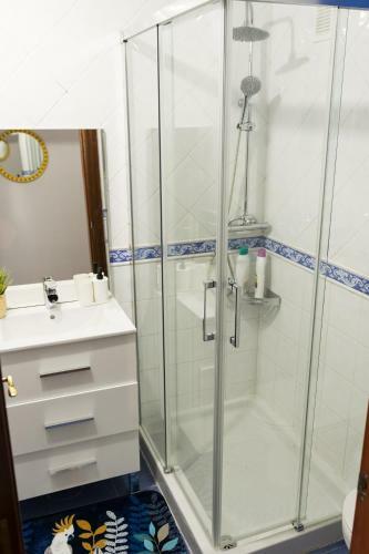 Playa de Poniente, Apartamento Con Vistas Al Mar