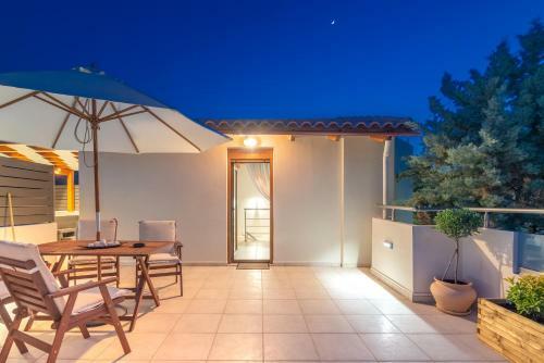 Eleni Luxury Maisonette With Jacuzzi