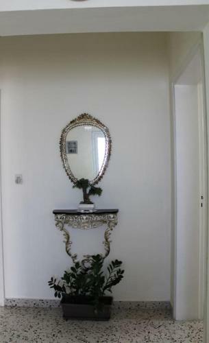Flora?s Traditional Family House