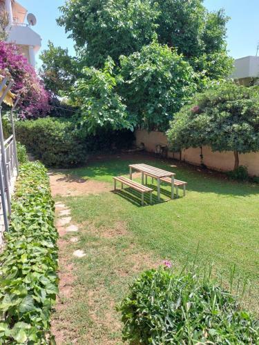Apartamento Marianna's Studio In Saronida