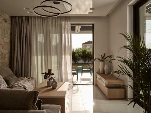 Anthis Luxury Villa