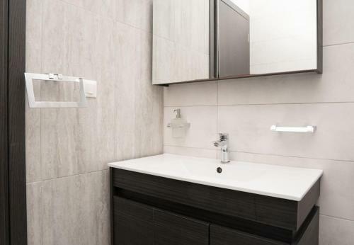 Estia 3 Room Apartment
