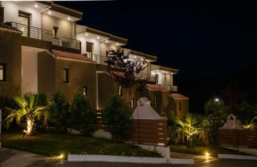 Pefkohori Golden Mountain Beach Villas