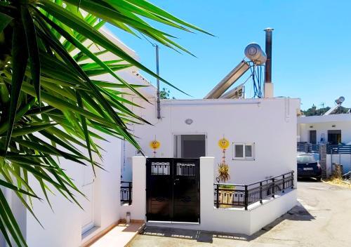 A Fully Equipped House Nearby The Beach !!!