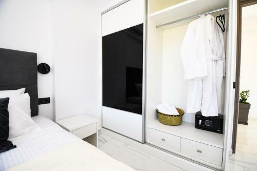 Sun White Villa