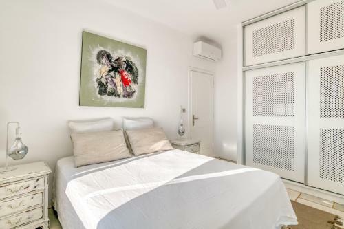 Villa L�fos - Jacuzzi And View